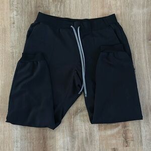 Black XL Fabletics scrub pants